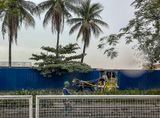 Contrasting lifestyles, Manila