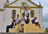 Morretes; the students by the cathedral.