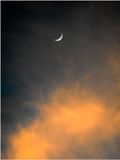 Moon_Clouds_340