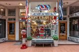 Bobby Cs Barbershop @ Fifth Street Arcade - Food Court
