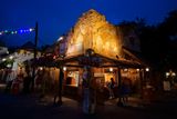 Tamu Tamu restaurant at night
