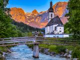 Pfarrkirche St. Sebastian (at sunrise)