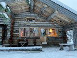 Vue arrire du Taga chalet