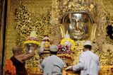 Mandalay, Mahamuni Paya