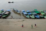 Bagan, Ayeyarwady River near Bupaya