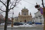 The Carmelite Church (completed in 1681 and only partially damaged in WWII)