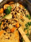 Black-Eyed Peas in Cheese Sauce
