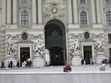 Michaeler Platz,Michaelertor