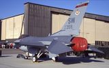 USAF F-16C 91-359 SW 20 FW.jpg