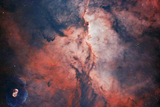 Fighting Dragons of Ara (NGC 6188), The Dragons Egg (NGC 6164/5)