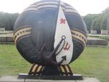 DAS SOWJETISCHE EHRENMAL IN BERLIN-TREPTOW  IMG_6125.JPG