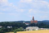 Bousov Castle
