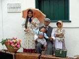020 Family Photos With Immigrant Roots.jpg