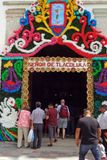 039 Close-up of Floral Entryway.jpg