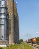 Elevator and BNSF Railroad 