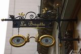 Optician / Opticien
