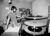 Feeding a Reel onto the Platter