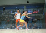 Dipika Pallikal (India) v Jenny Duncalf (England) blue/yellow