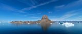 Uummannaq town & mountain