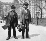 1896 - Shoeshine boys