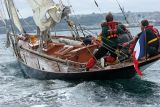 Douarnenez 2006 - Le samedi 29 juillet - Pen Duick, le voilier mytique d'Eric Tabarly