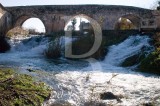 Ponte Sobre o Rio Anços