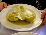 Tortelloni with spinach and feta cheese .. 5467