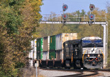 NS 295 comes South through the interlocker at Georgetown 