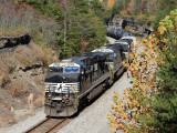 Southbound NS 68E at Parkers Lake