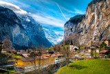 Church, village and mountains, Lauterbrunnen (2591)