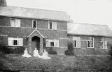 laundry cottages 1900