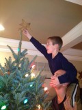 joey hangs the star