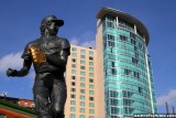 Brooks Robinson sculpture - Baltimore Orioles HOF 3B