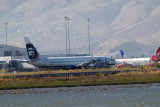 Air Alaska B737-890 screaming down the runway