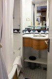 Cabin 8506: Tub and Sink Room