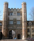 102 Cambridge Trinity gate.jpg