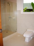 Bathroom 4.JPG