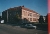 a recent photo of the Rohatyn red school...