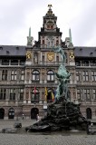 Antwerpen - Grote Markt - Brabo - Stadhuis