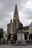 Antwerpen - OLV Cathedral & Statue of PP Rubens