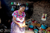 Felicita preparing the tamales
