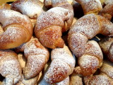 Polish sunken croissants
