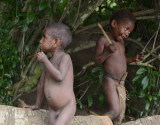 At 3 or 4, Yakel boys start wearing the namba