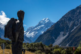 Mount Cook with statue of Sir Edmund Hillary 