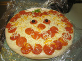 Yummy! Pumpkin Shape Pizza