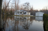 20080418 370 Cottage Flood 2008 SERIES.jpg