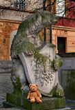 Ah !!! A big bear to protect me...
