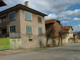 Road to Residencia (4).Village houses