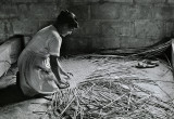 Maria Suyapa Making Straw Mat