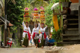 Ladies coming from their home and joining the group _MG_2062.jpg